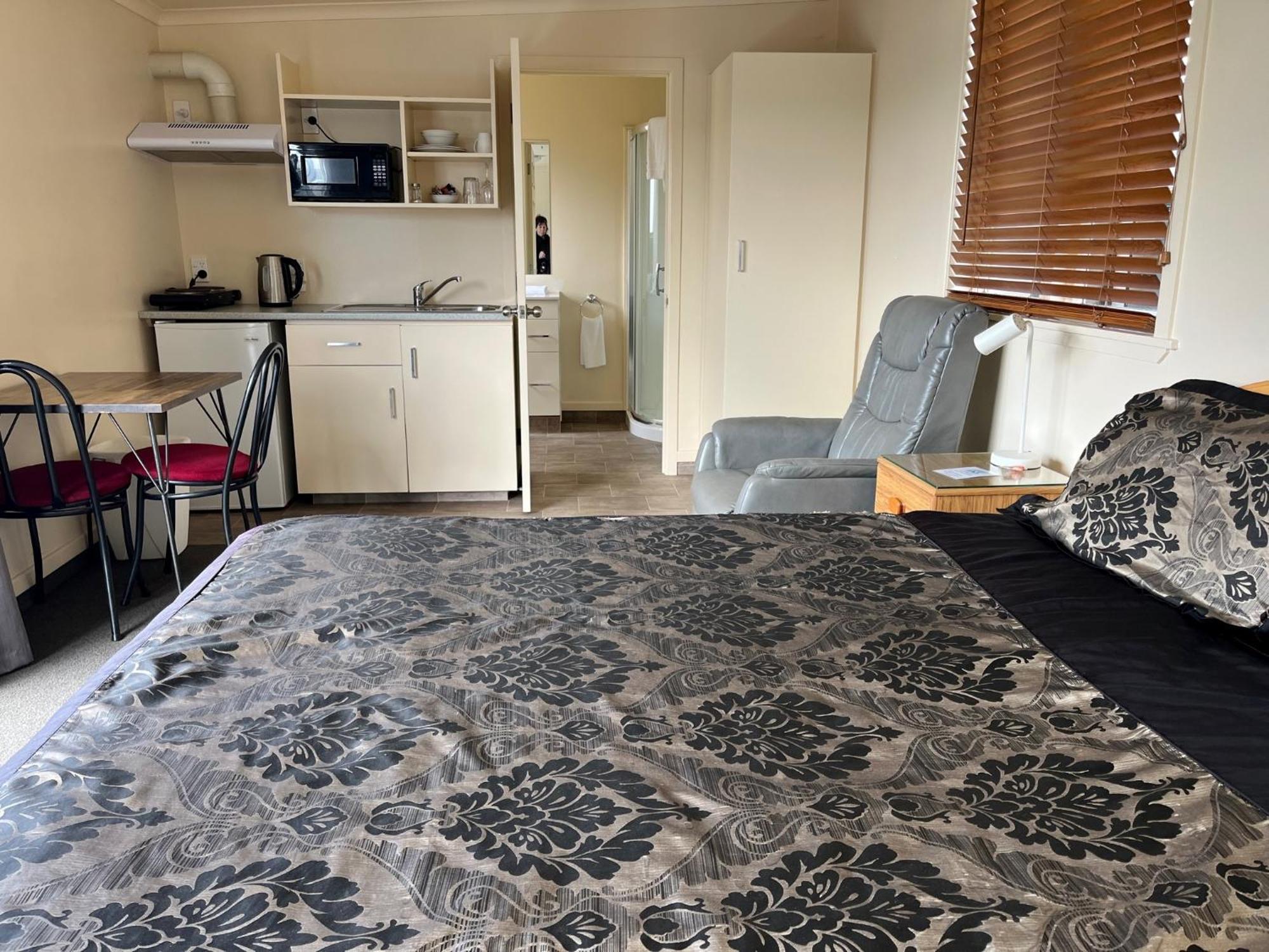 Caves Motor Inn Te Kuiti Esterno foto