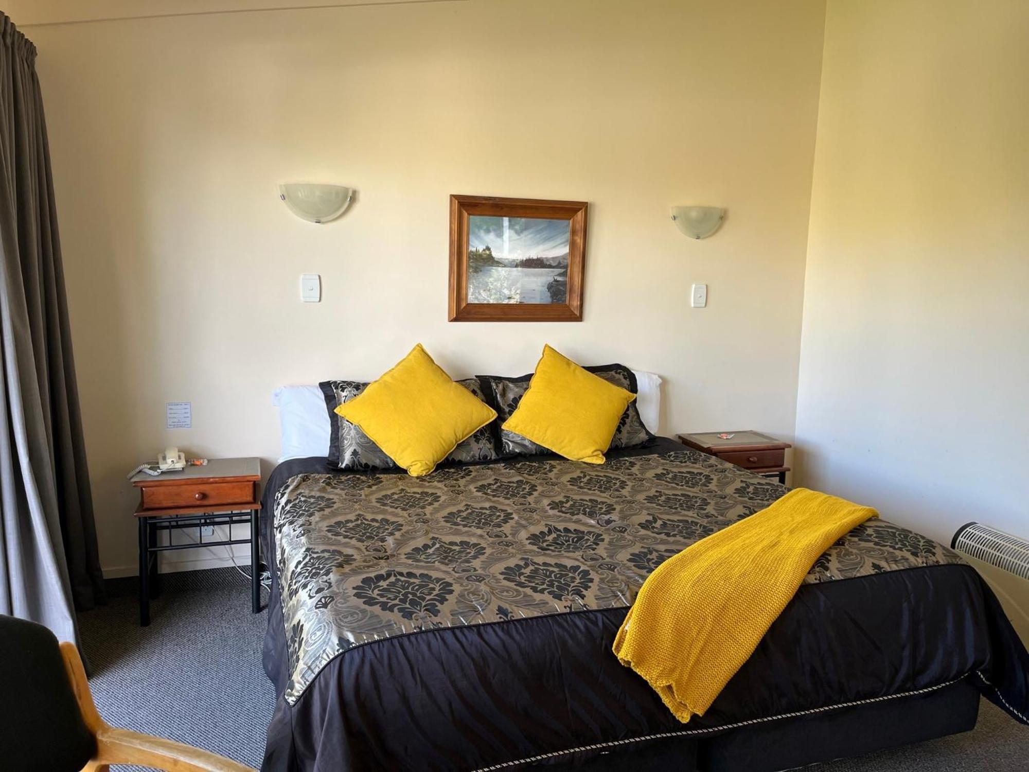 Caves Motor Inn Te Kuiti Esterno foto
